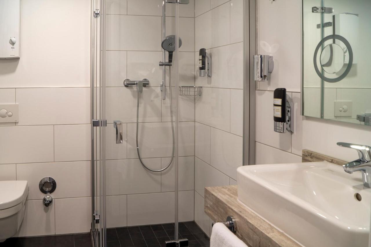 Trip Inn Hotel & Suites إسن المظهر الخارجي الصورة